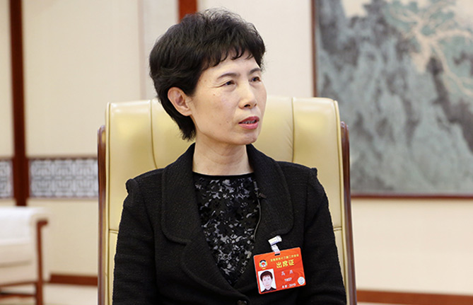 全國政協(xié)委員、中國貿(mào)促會(huì)會(huì)長高燕：推動(dòng)全方位對外開放 促進(jìn)外貿(mào)穩(wěn)中提質(zhì)