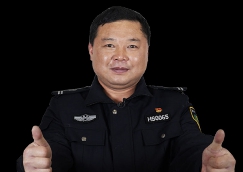 全國(guó)人大代表、黃山“守松人”