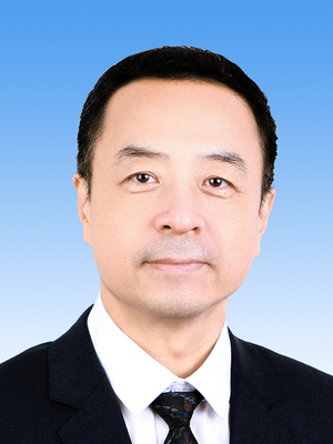 崔士鑫，男，漢族，1966年9月生，研究生學(xué)歷，中共黨員，現(xiàn)任人民日報社副總編輯兼機(jī)關(guān)黨委書記。